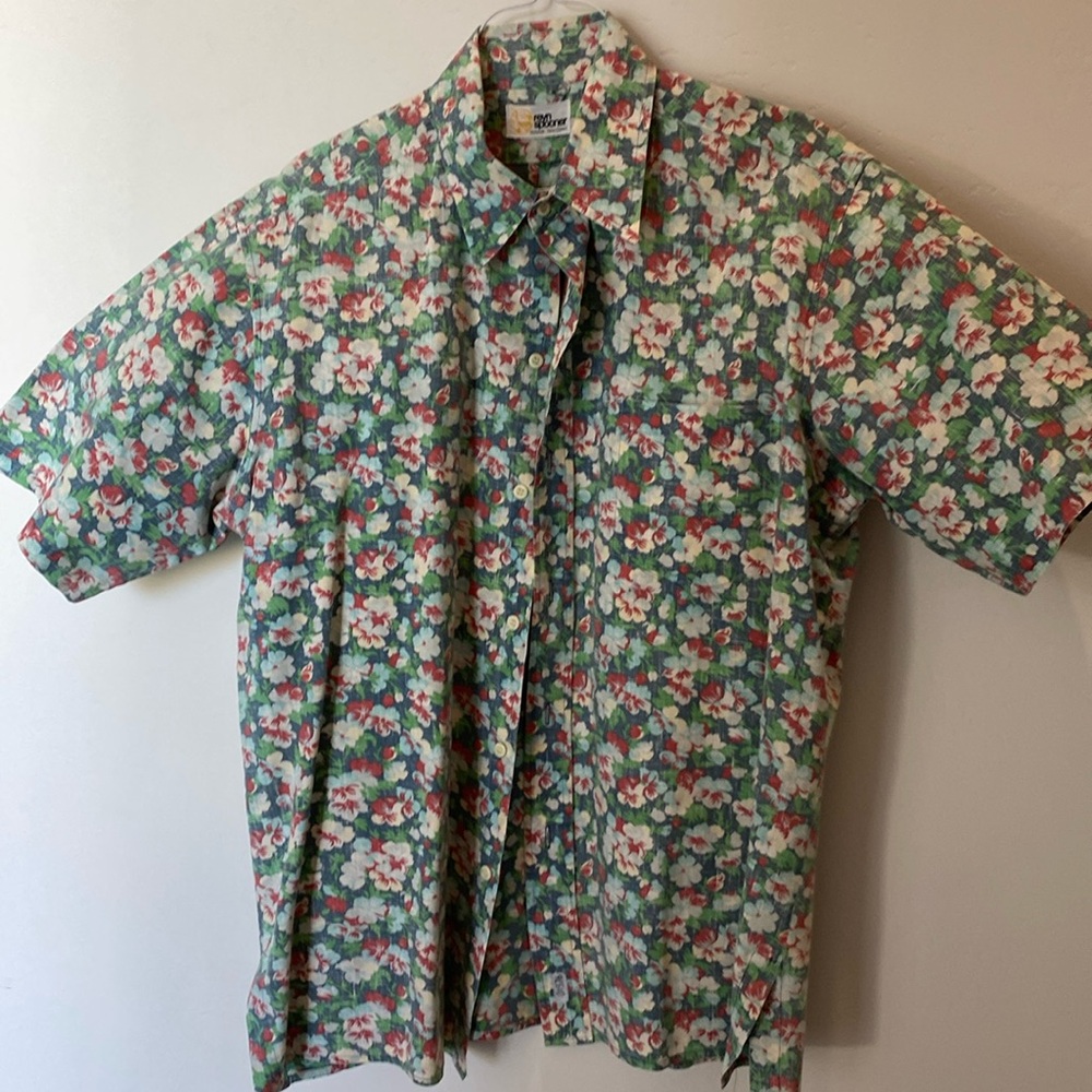 Red and blue Reyn Spooner dress shirt